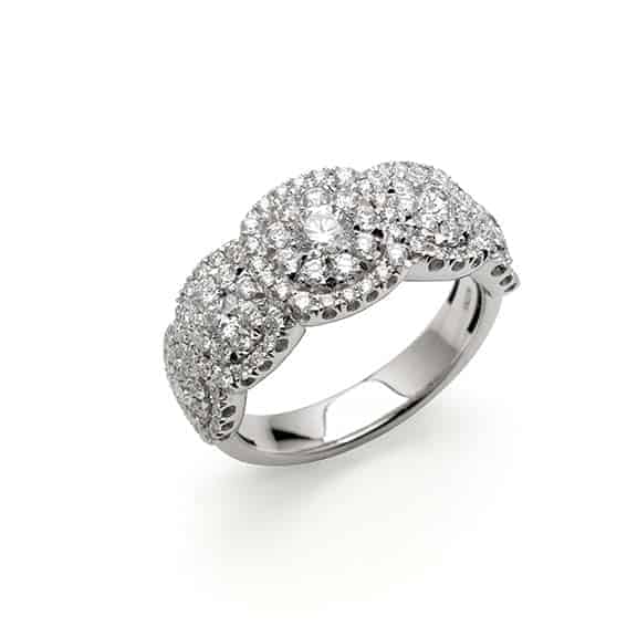 Zilveren ring met steentjes