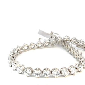 Zilveren armband met steentjes